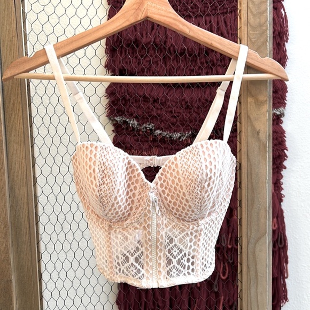 Victoria’s Secret Very Sexy Mesh Netted Zip-Up Bustier Top Bra